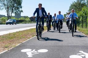 Inauguration de la route départementale 1009 et de sa piste cyclable
